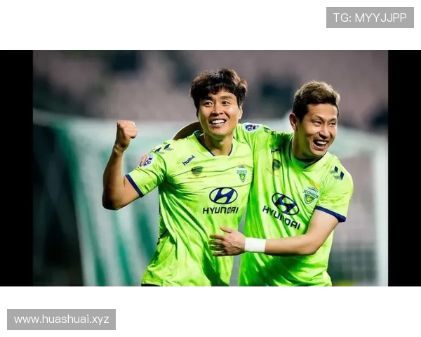 韩K联焦点战迪亚斯先拔头筹 曹永旭扳平 水原1-1首尔上半场战平